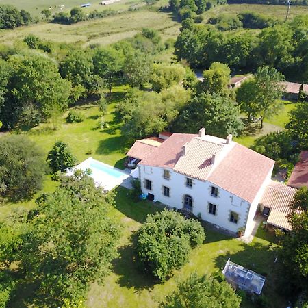 Au Logis De La Mongie Bed and Breakfast Soullans Buitenkant foto